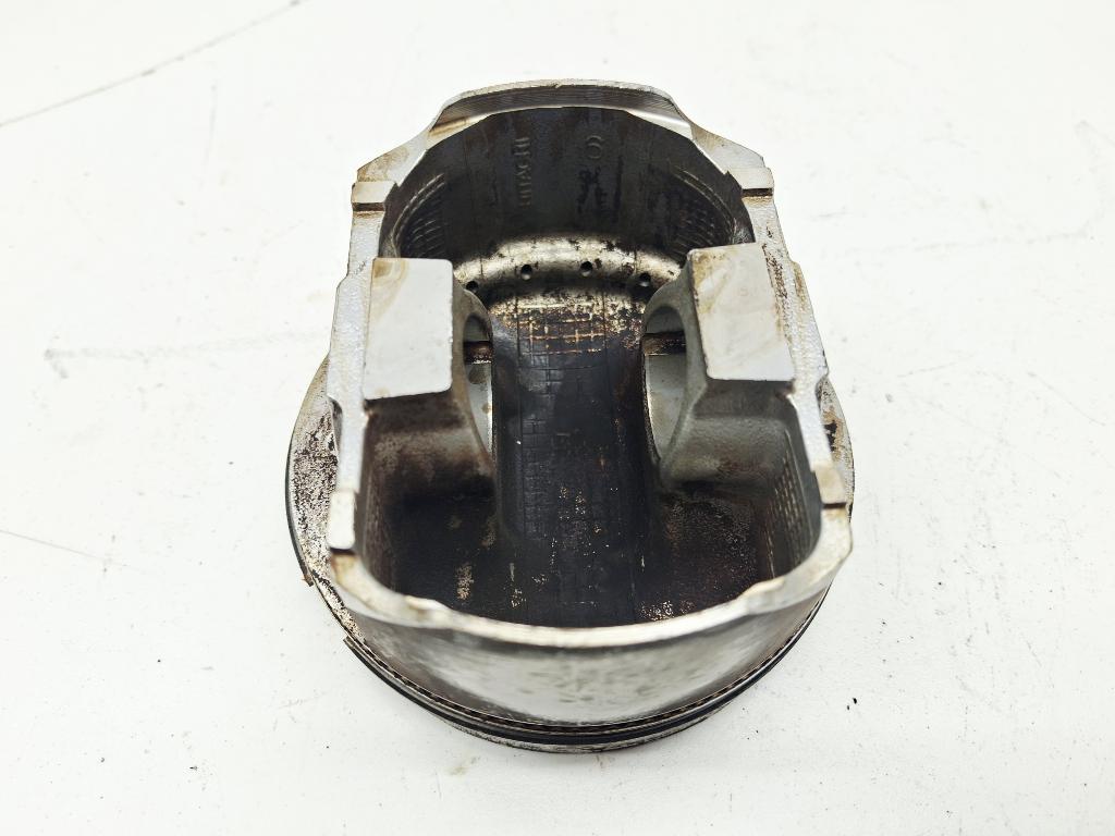 Поршень, 1000 рублей, Пермь