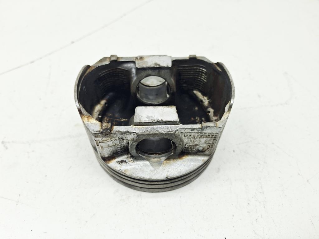 Поршень, 1000 рублей, Пермь