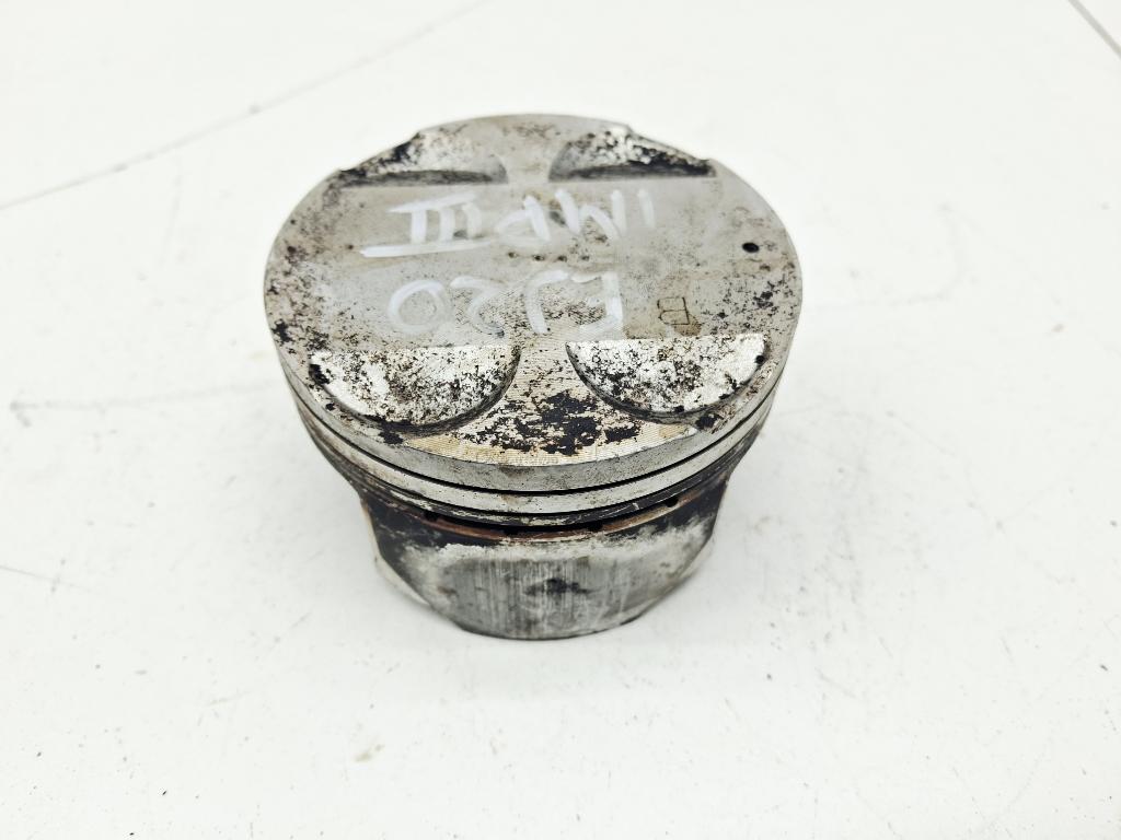 Поршень, 1000 рублей, Пермь