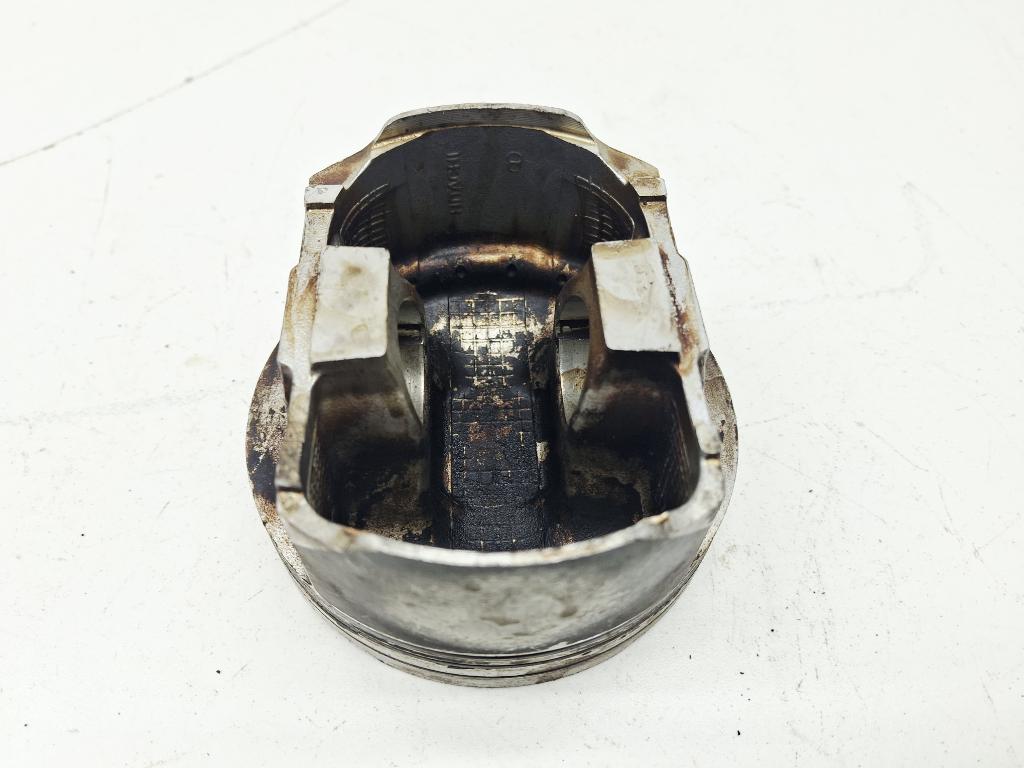 Поршень, 1000 рублей, Пермь