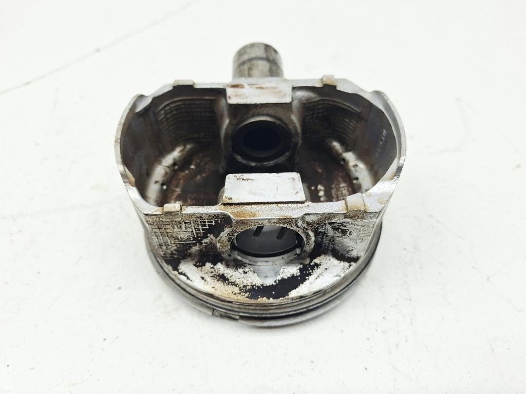 Поршень, 1000 рублей, Пермь