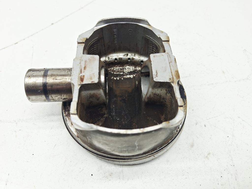 Поршень, 1000 рублей, Пермь