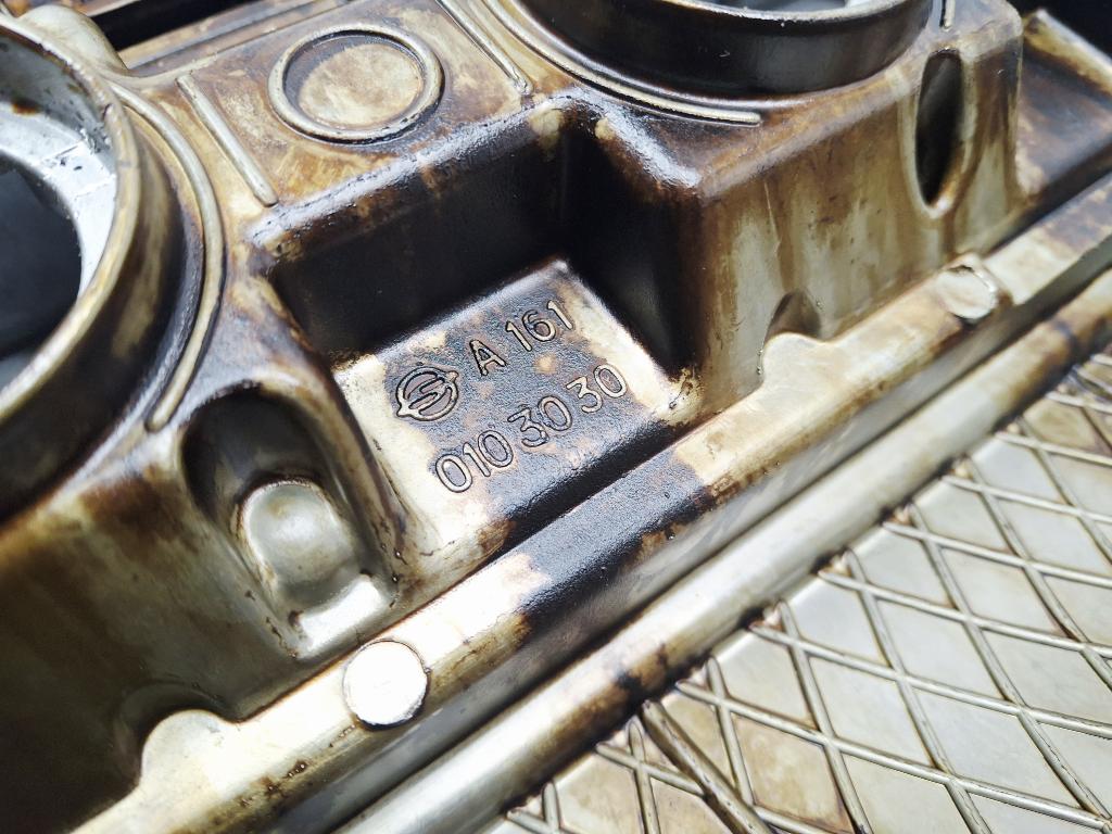 Крышка головки блока клапанная, 3000 рублей, Пермь