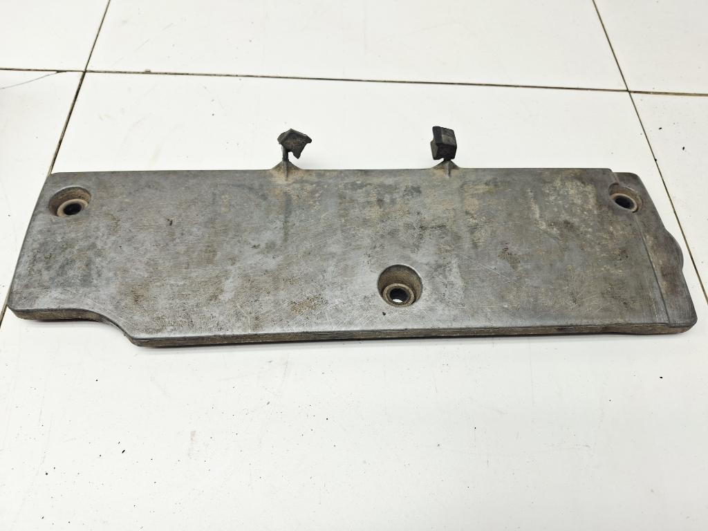 Крышка головки блока клапанная, 3000 рублей, Пермь