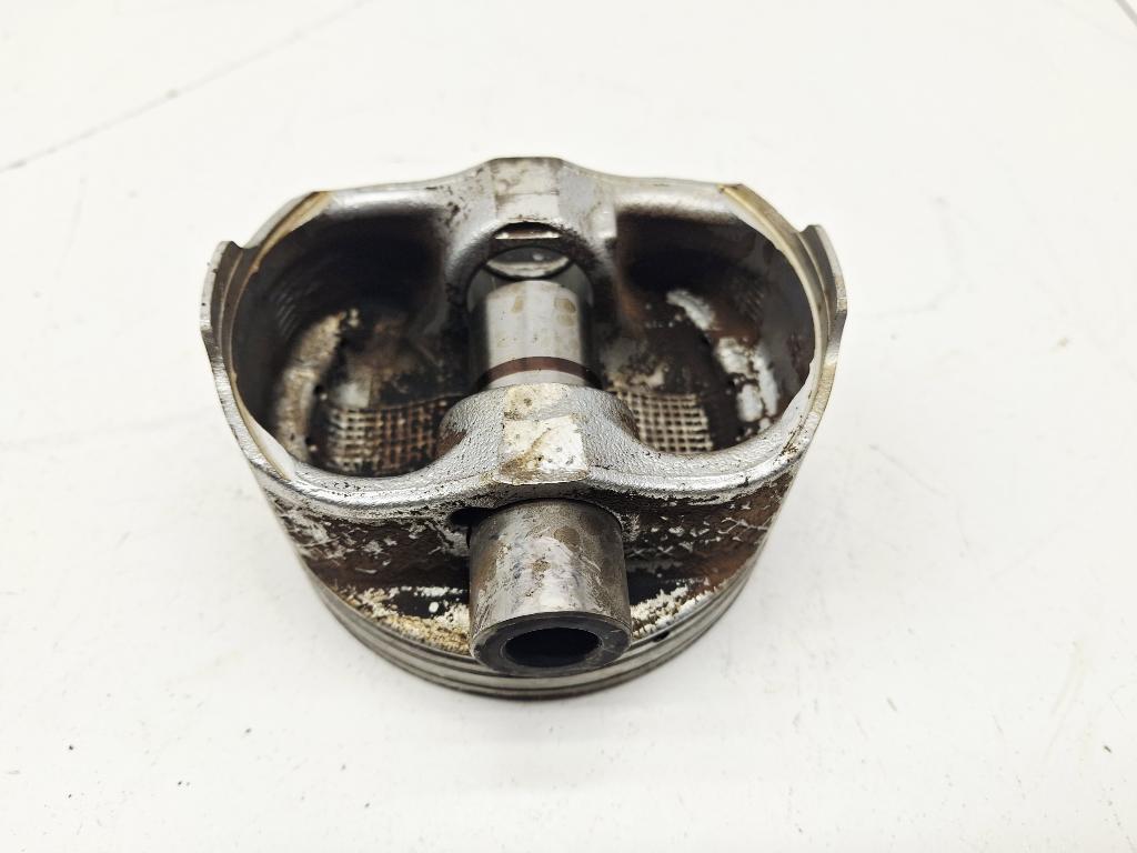 Поршень, 1500 рублей, Пермь