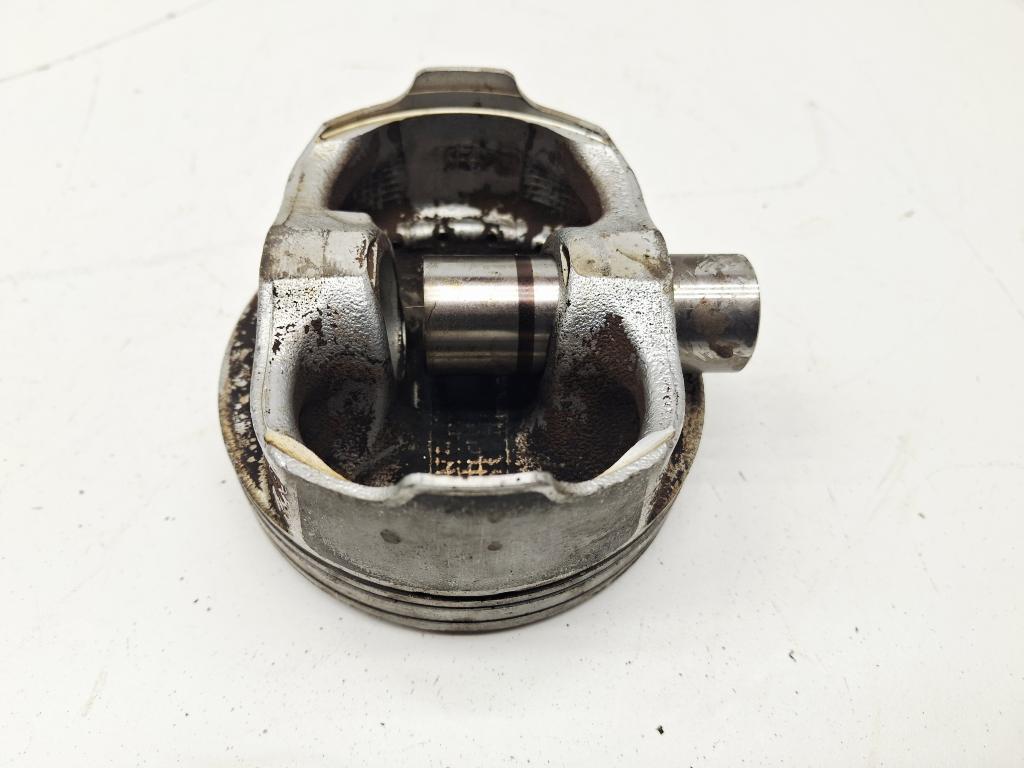 Поршень, 1500 рублей, Пермь