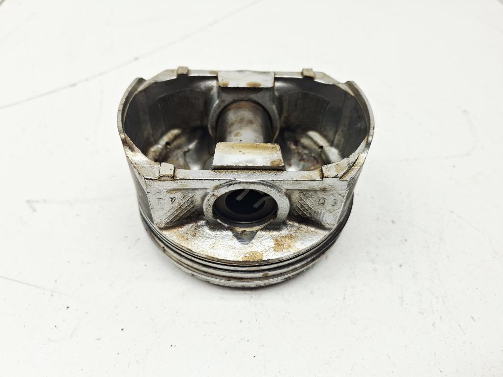 Поршень, 1000 рублей, Пермь