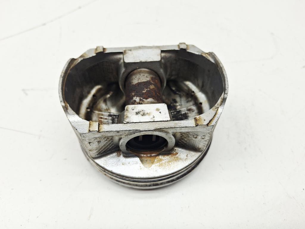 Поршень, 1000 рублей, Пермь