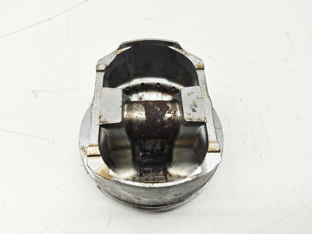 Поршень, 1000 рублей, Пермь