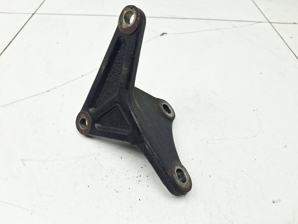 Кронштейн КПП, 500 рублей, Пермь