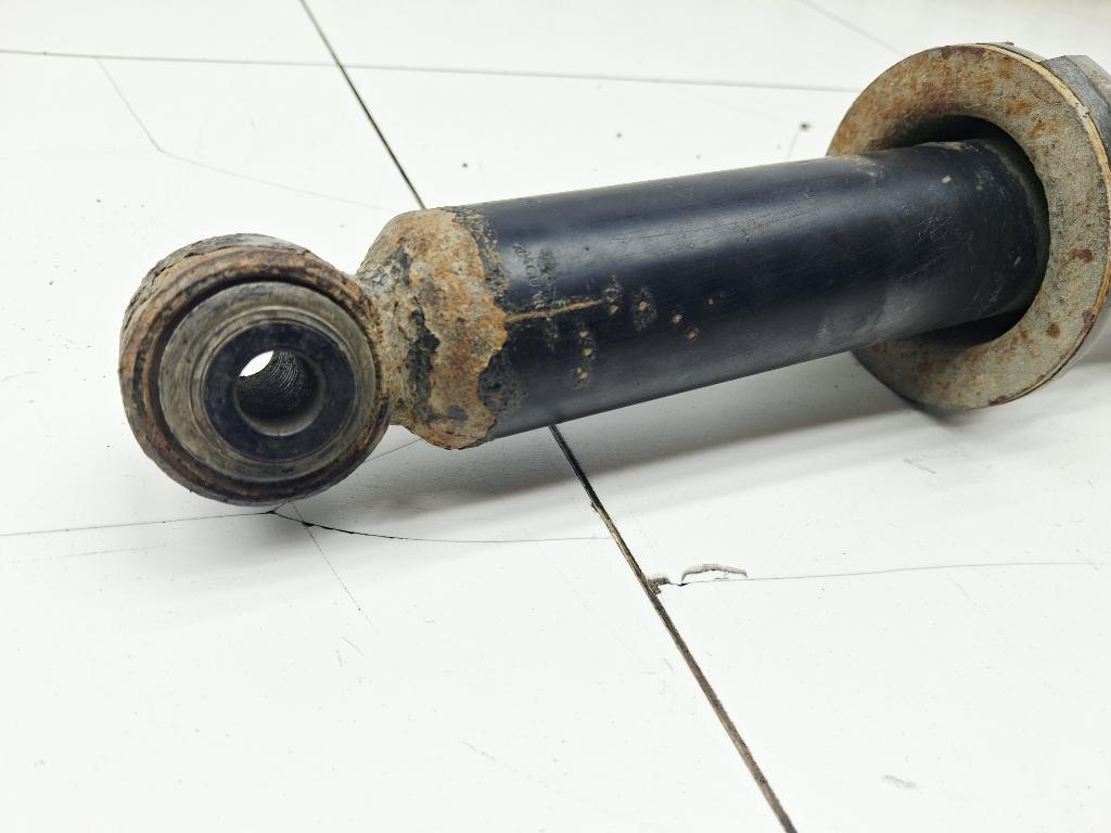 Амортизатор задний, 3000 рублей, Пермь