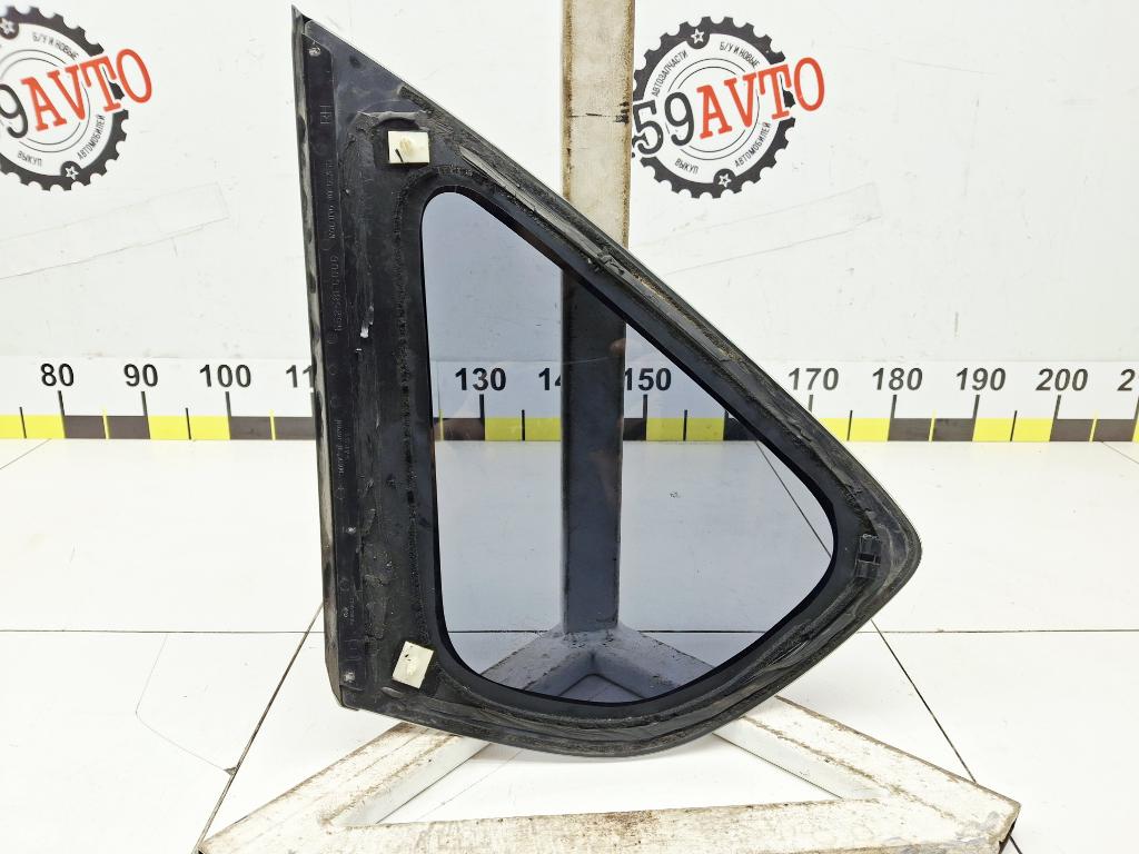 Стекло кузовное глухое правое, 1000 рублей, Пермь