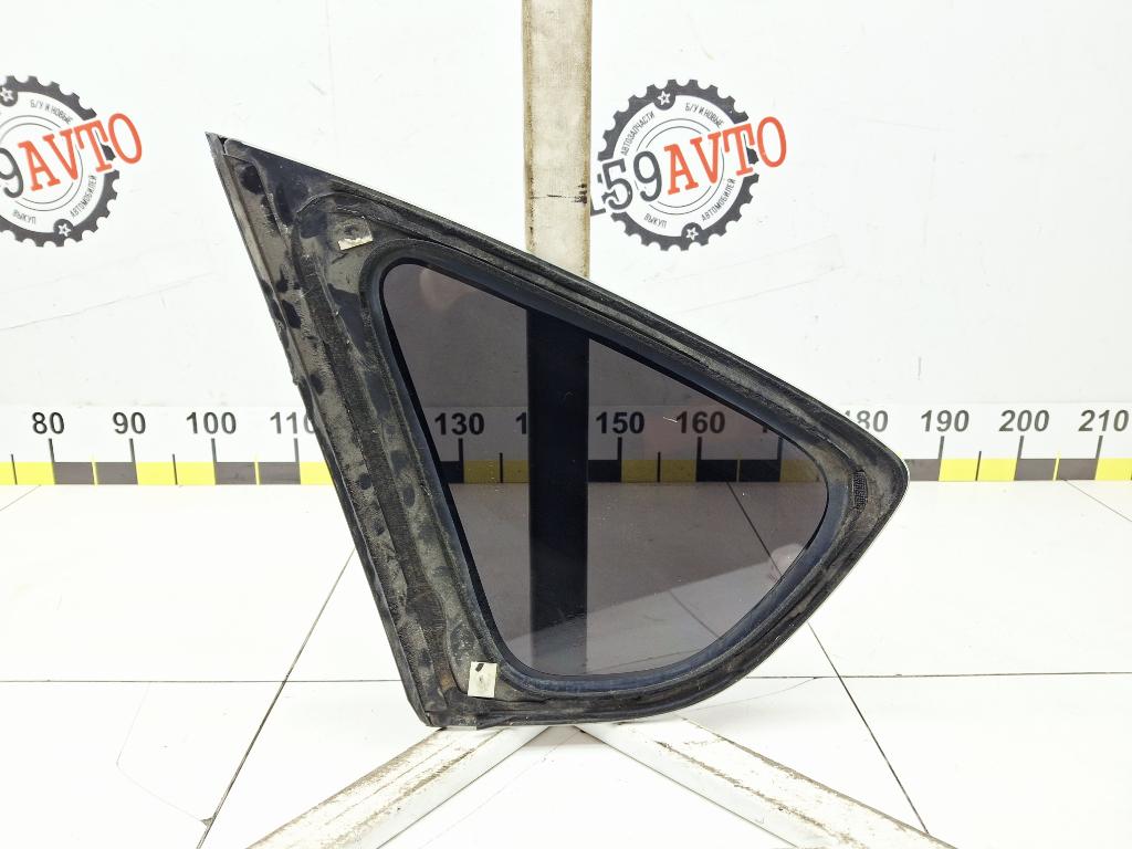 Стекло кузовное глухое правое, 1000 рублей, Пермь