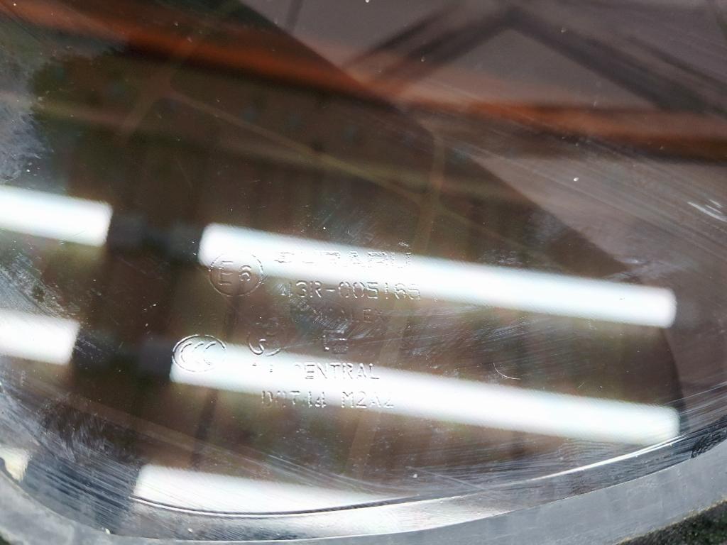 Стекло кузовное глухое правое, 1000 рублей, Пермь