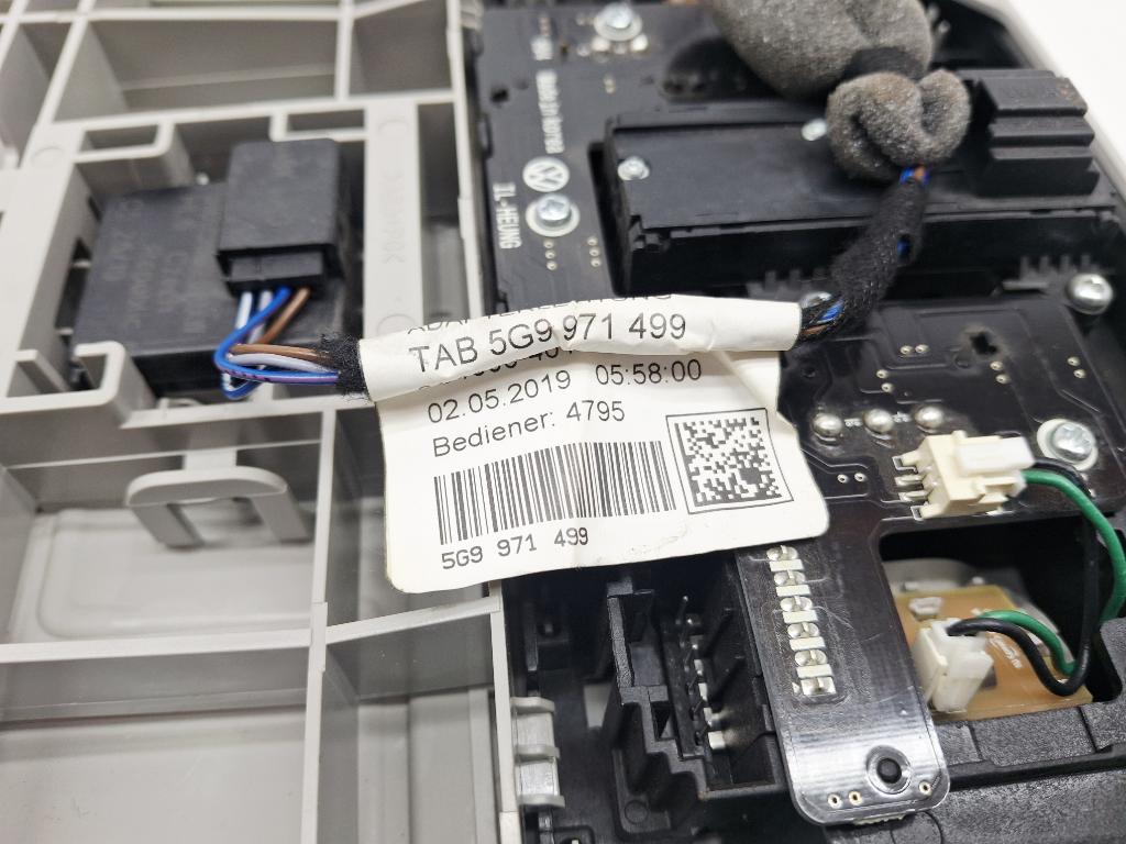 Плафон салонный, 3000 рублей, Пермь