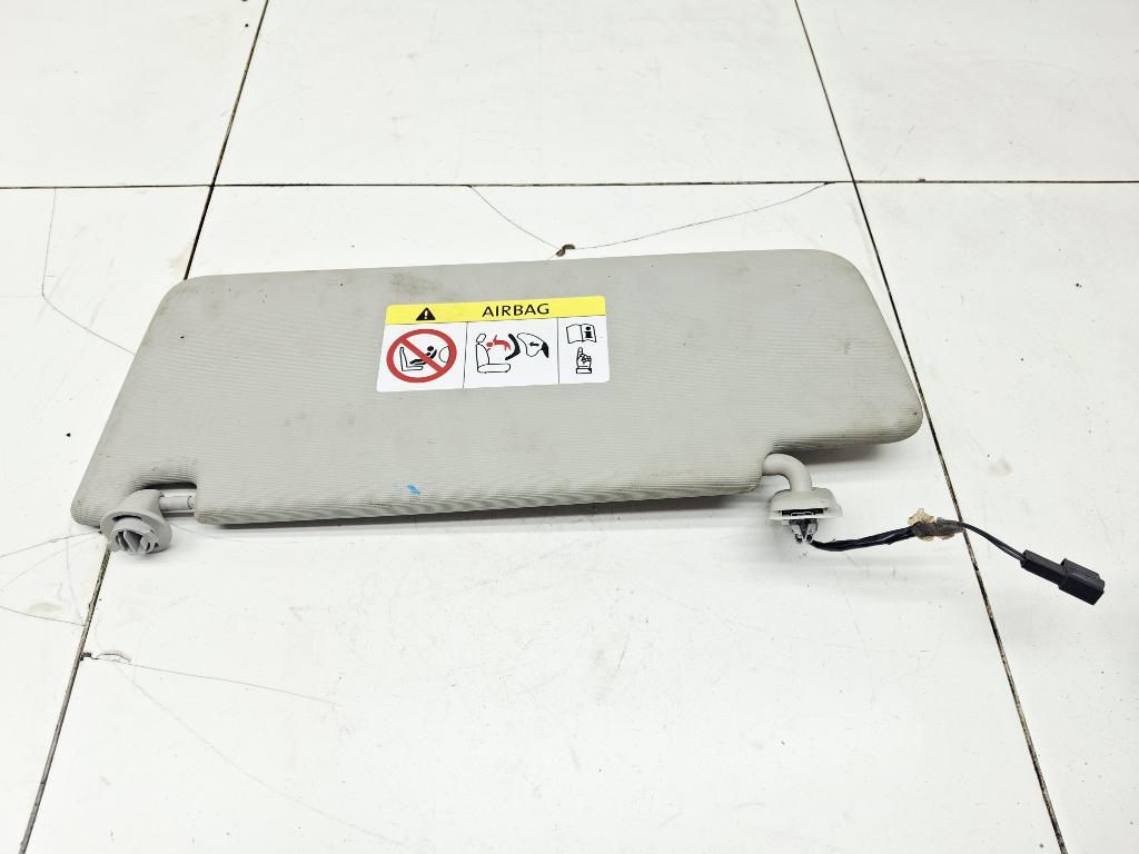 Козырек солнцезащитный правый, 3000 рублей, Пермь