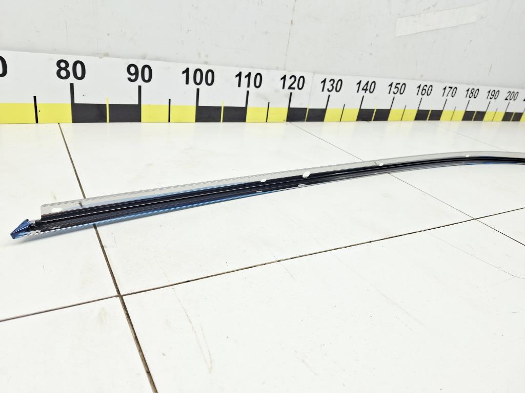 Молдинг передней правой двери, 5000 рублей, Пермь