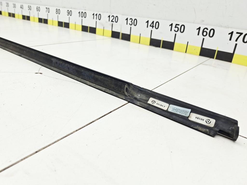 Накладка стекла заднего правого, 2000 рублей, Пермь