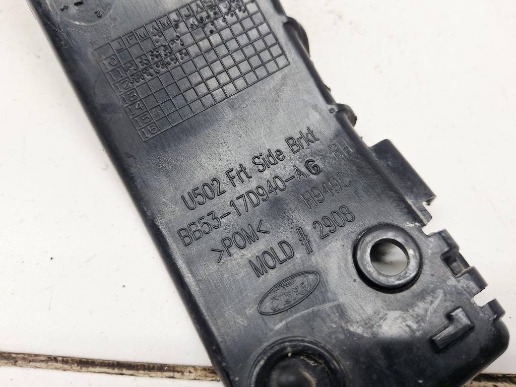 Кронштейн переднего бампера правый, 1500 рублей, Пермь