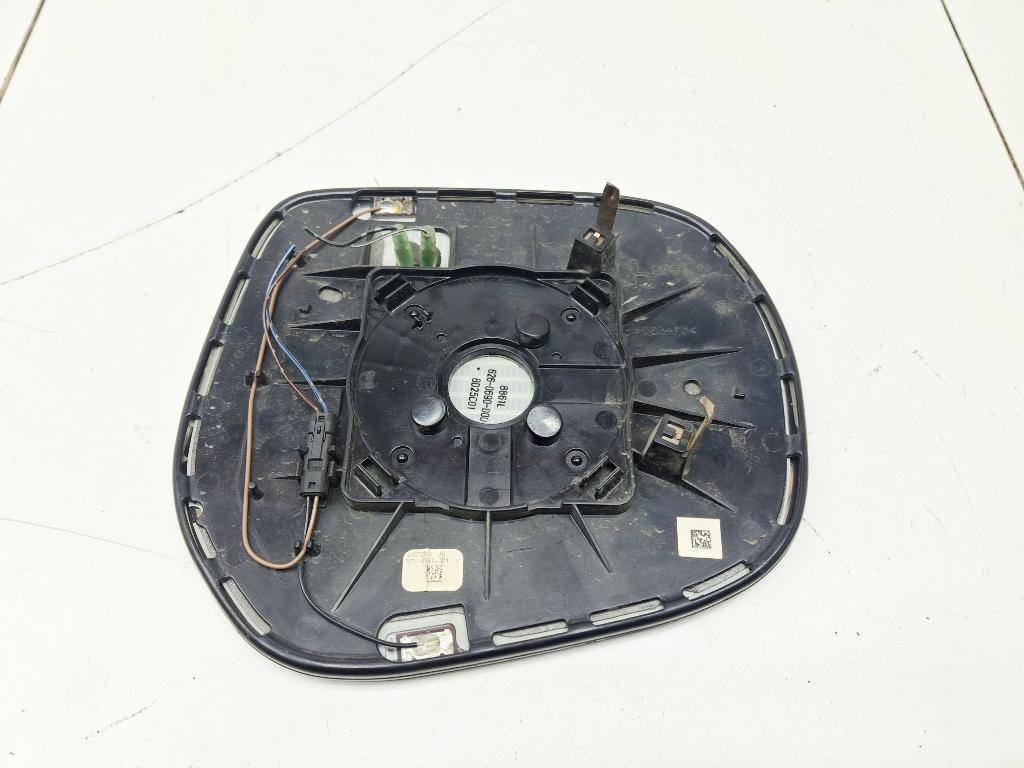 Зеркальный элемент левый, 5000 рублей, Пермь