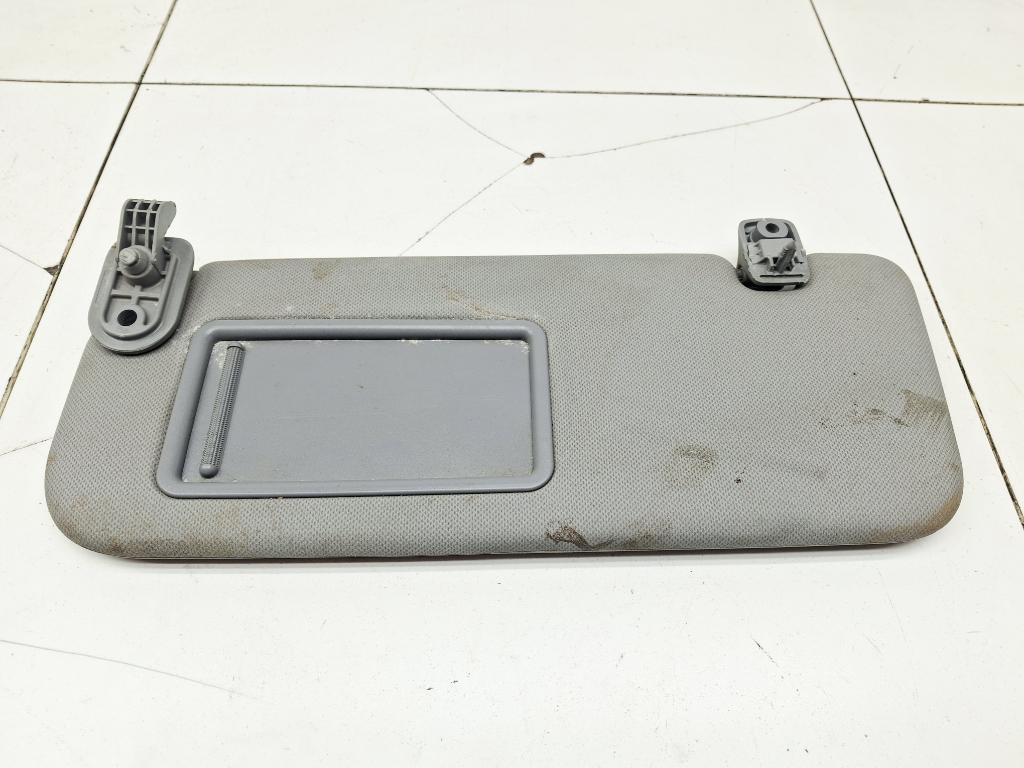 Козырек солнцезащитный левый, 1000 рублей, Пермь