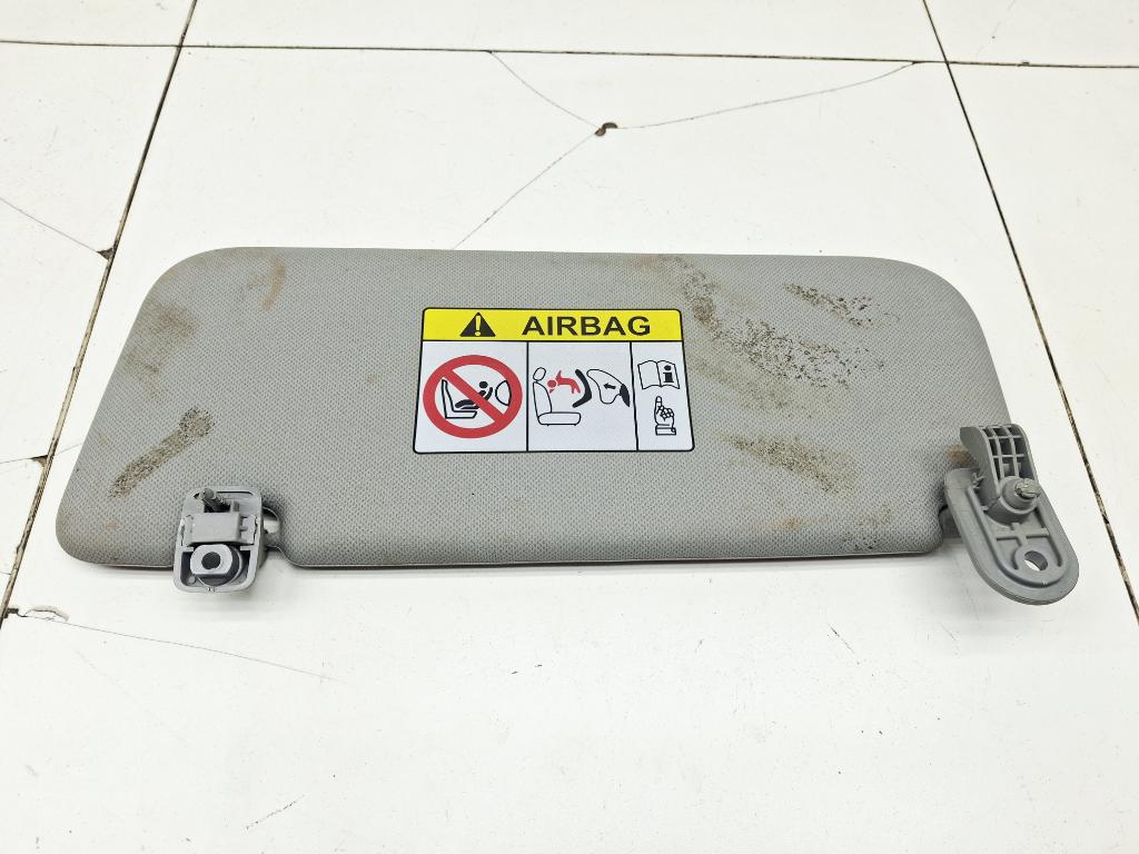 Козырек солнцезащитный правый, 1000 рублей, Пермь