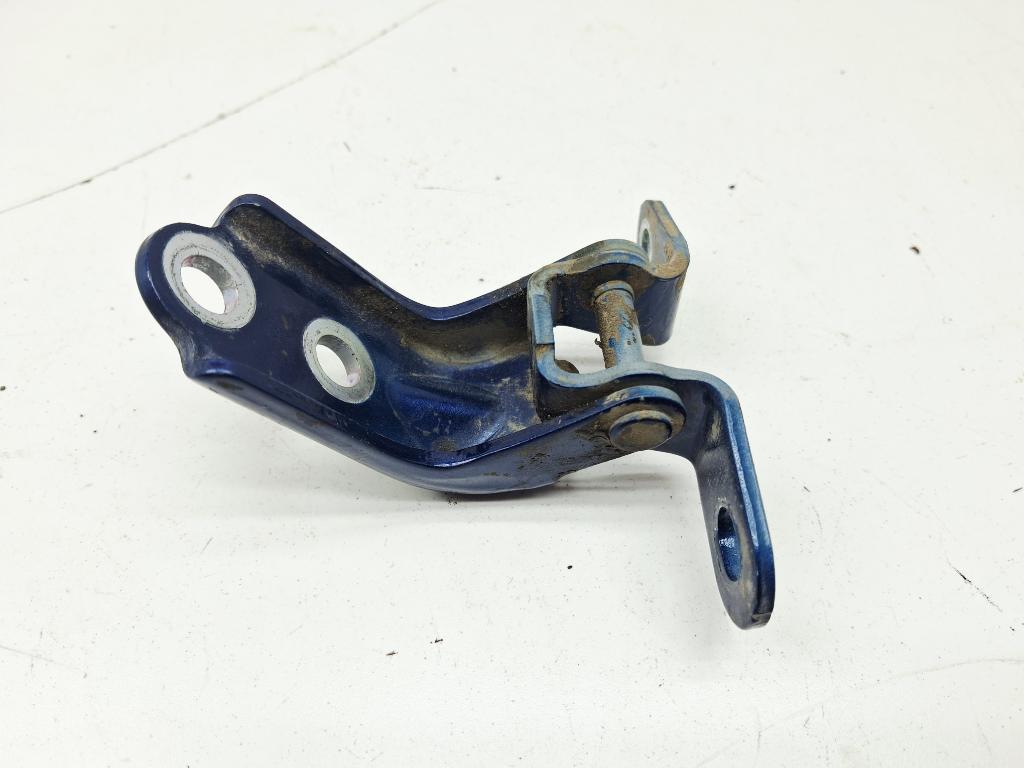 Петля двери задней правой нижняя, 500 рублей, Пермь