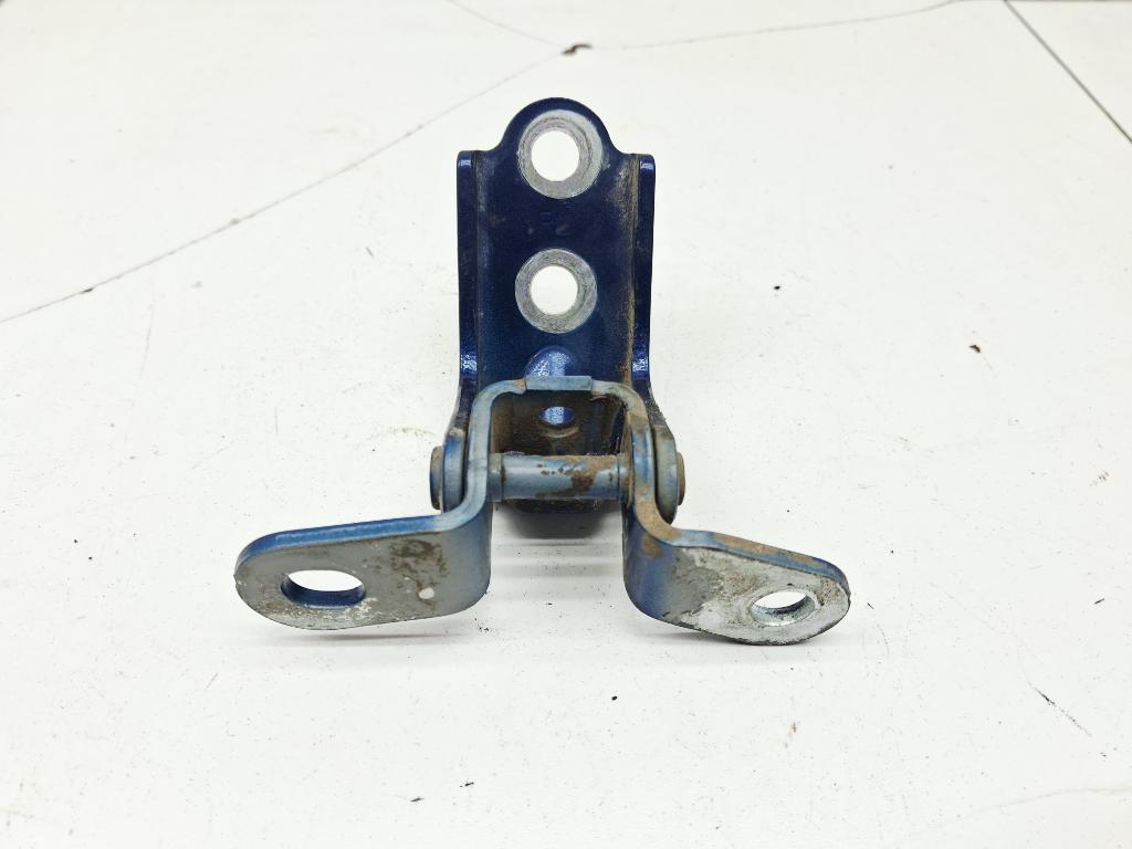 Петля двери задней правой нижняя, 500 рублей, Пермь