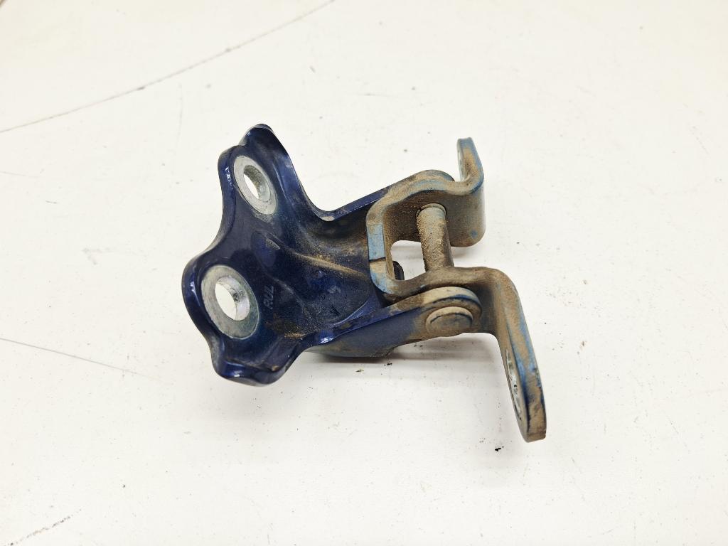 Петля двери задней левой верхняя, 1000 рублей, Пермь