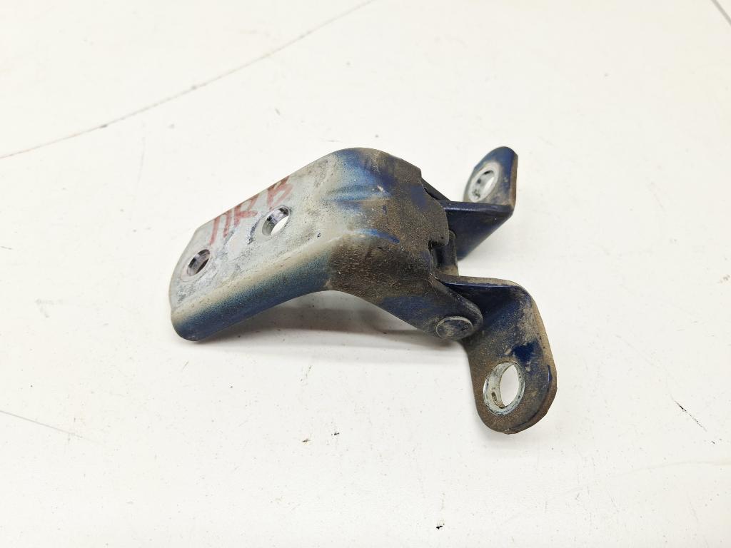 Петля двери передней правой верхняя, 1000 рублей, Пермь