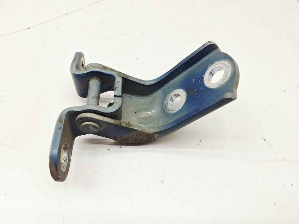 Петля двери передней правой верхняя, 1000 рублей, Пермь