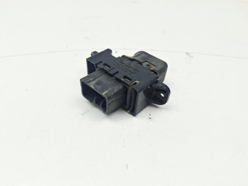 Кнопка стеклоподъемника, 500 рублей, Пермь