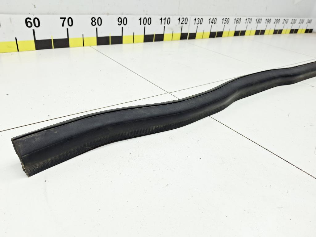 Уплотнитель капота, 500 рублей, Пермь