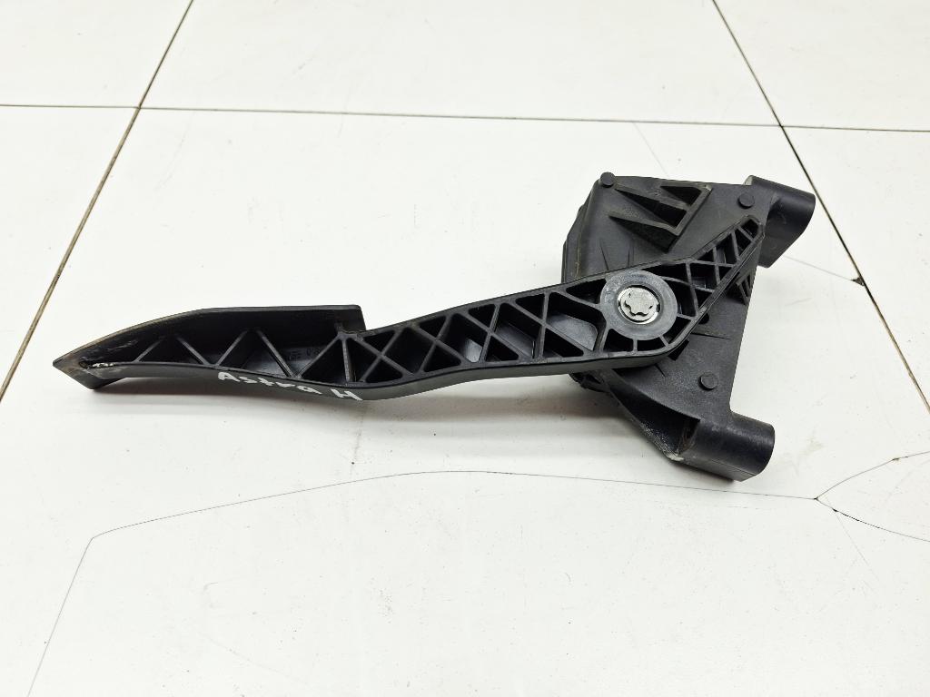 Педаль газа, 1500 рублей, Пермь