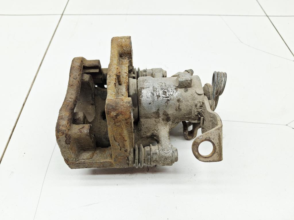 Суппорт задний правый, 4000 рублей, Пермь