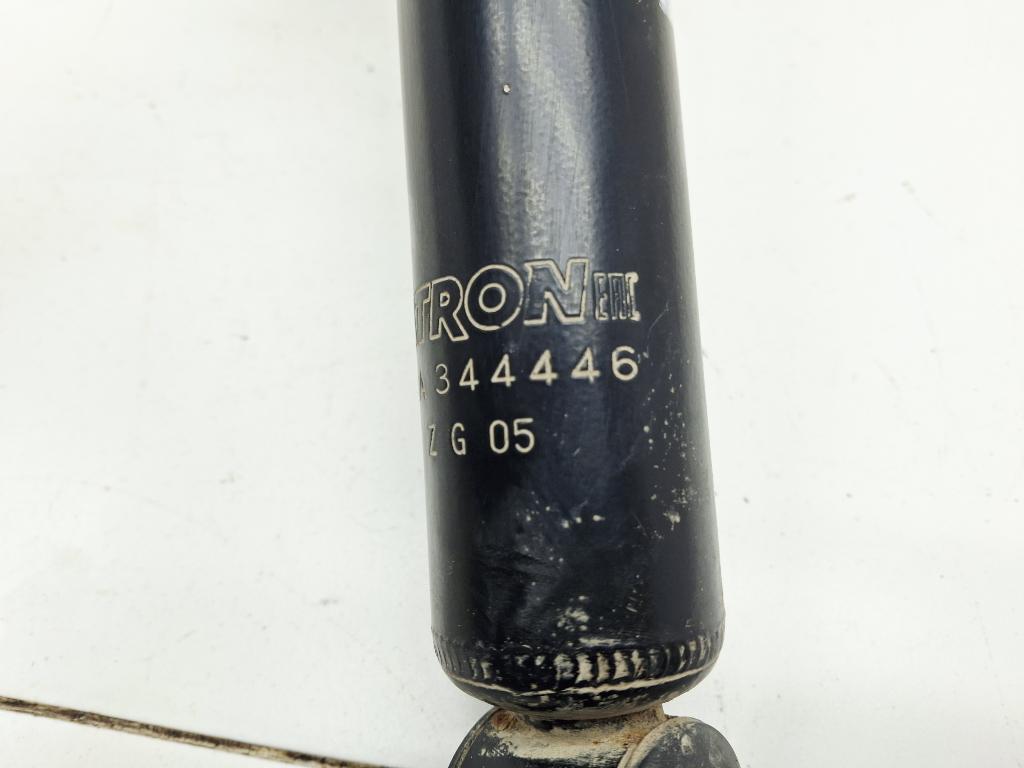 Амортизатор задний правый, 2000 рублей, Пермь