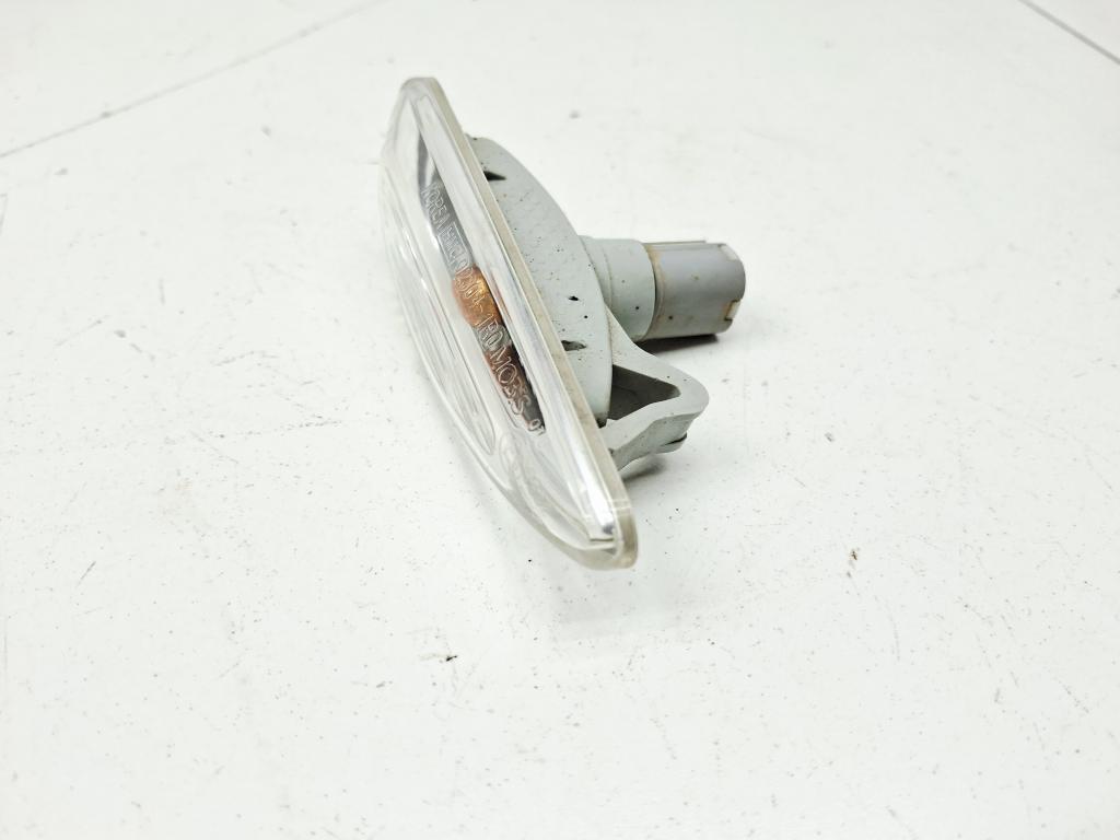 Повторитель на крыло правый, 500 рублей, Пермь