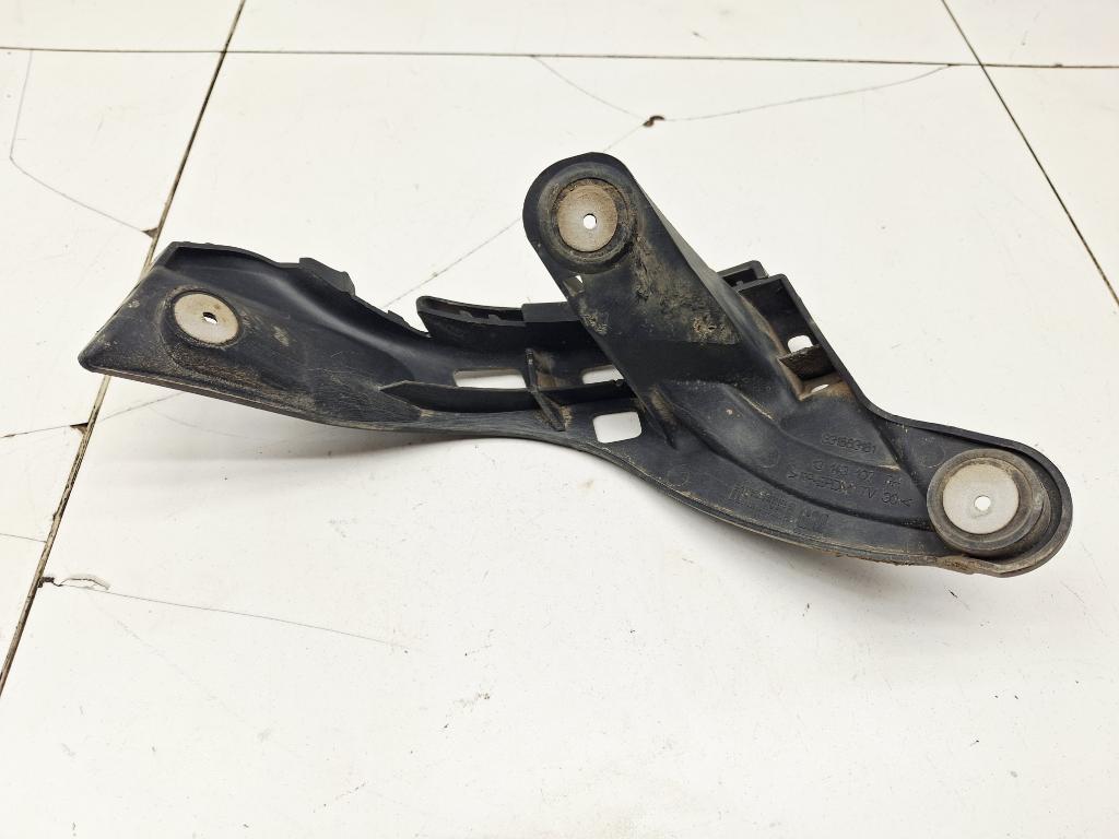 Кронштейн заднего бампера правый, 1000 рублей, Пермь