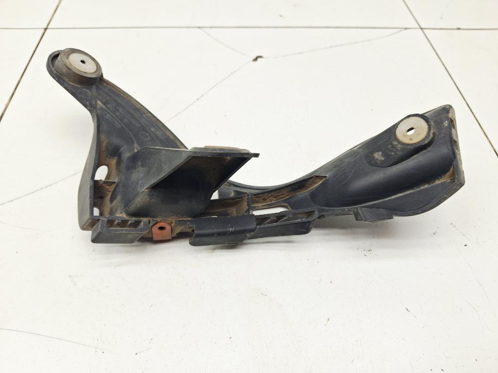 Кронштейн заднего бампера правый, 1000 рублей, Пермь