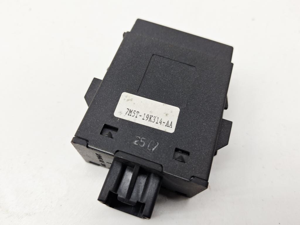 Кнопка обогрева сидений, 500 рублей, Пермь