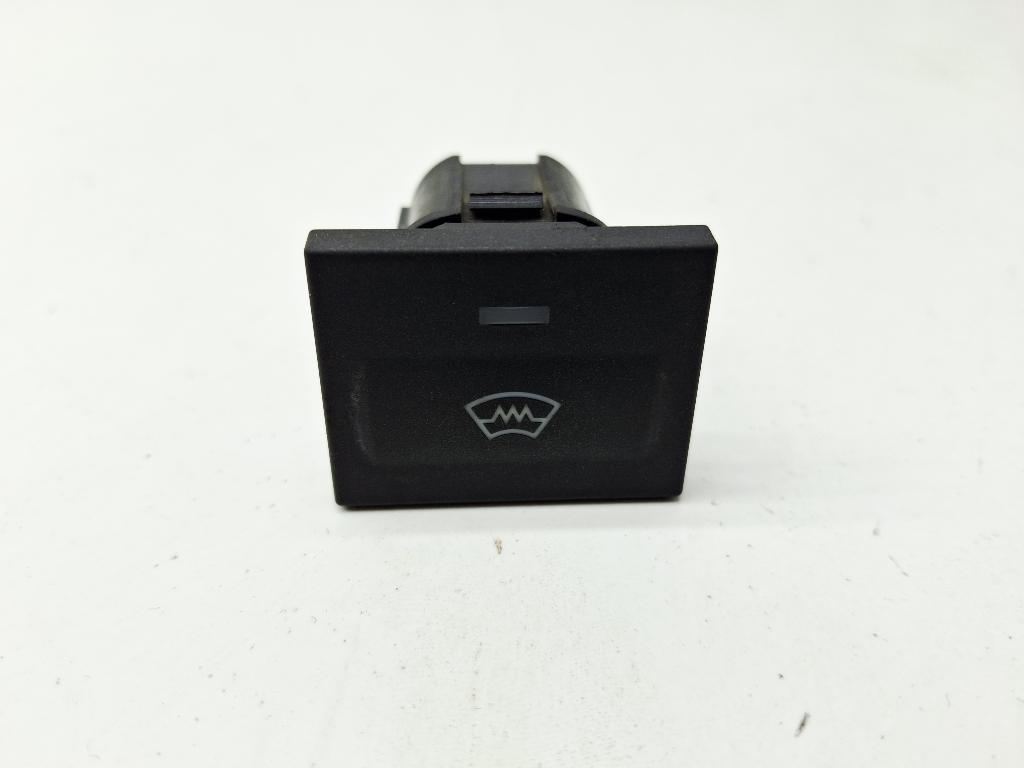 Кнопка обогрева переднего стекла, 1000 рублей, Пермь