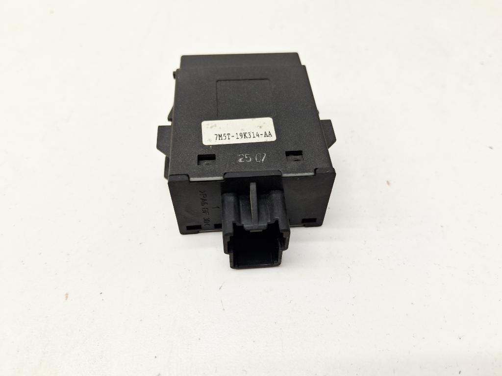 Кнопка обогрева сидений, 500 рублей, Пермь