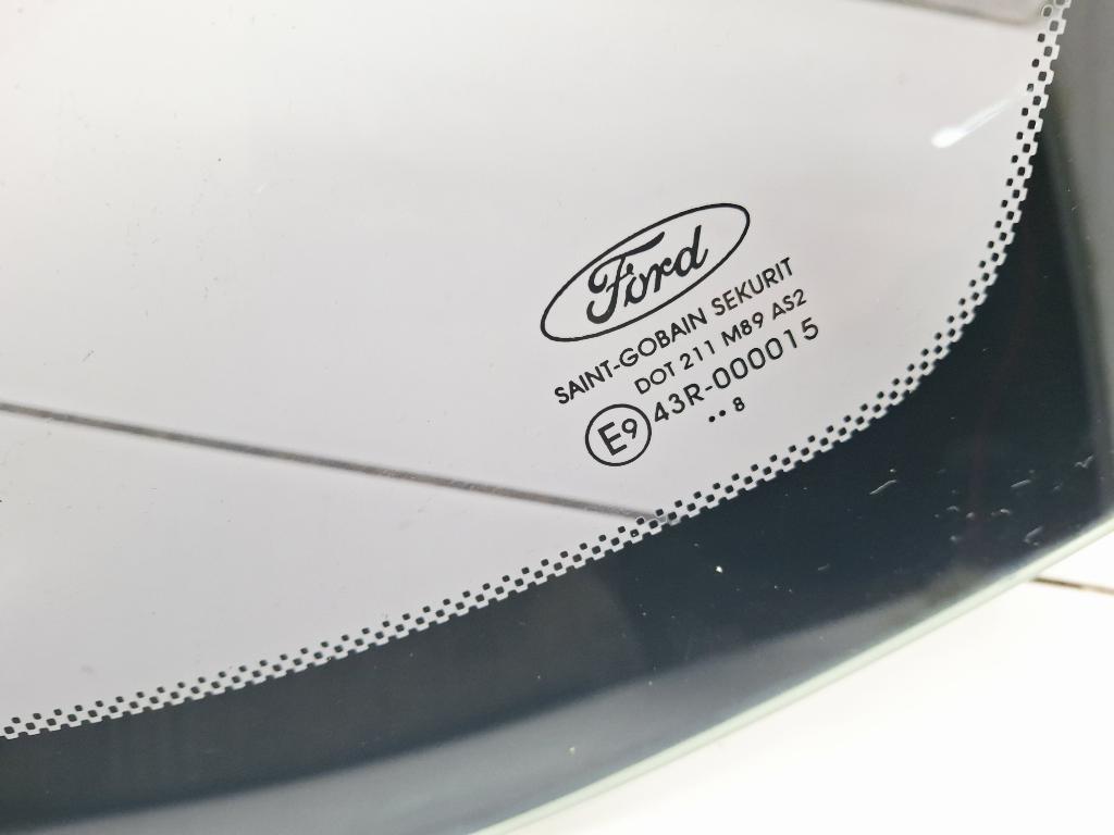 Стекло кузовное глухое правое, 1000 рублей, Пермь