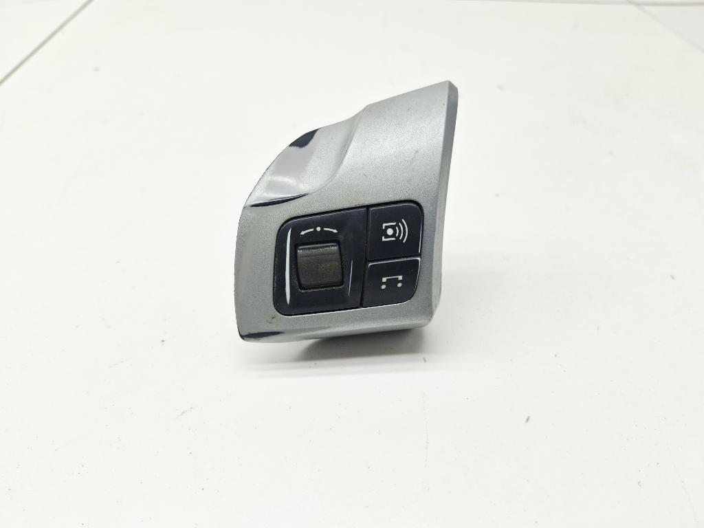 Кнопка в руль, 1000 рублей, Пермь