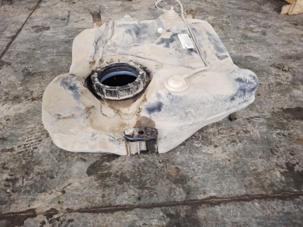 Бак топливный, 2000 рублей, Пермь