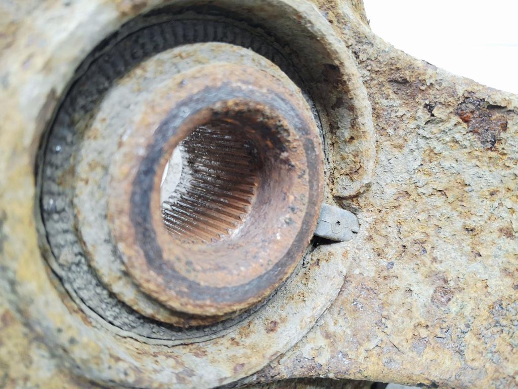 Кулак поворотный передний левый, 2500 рублей, Пермь