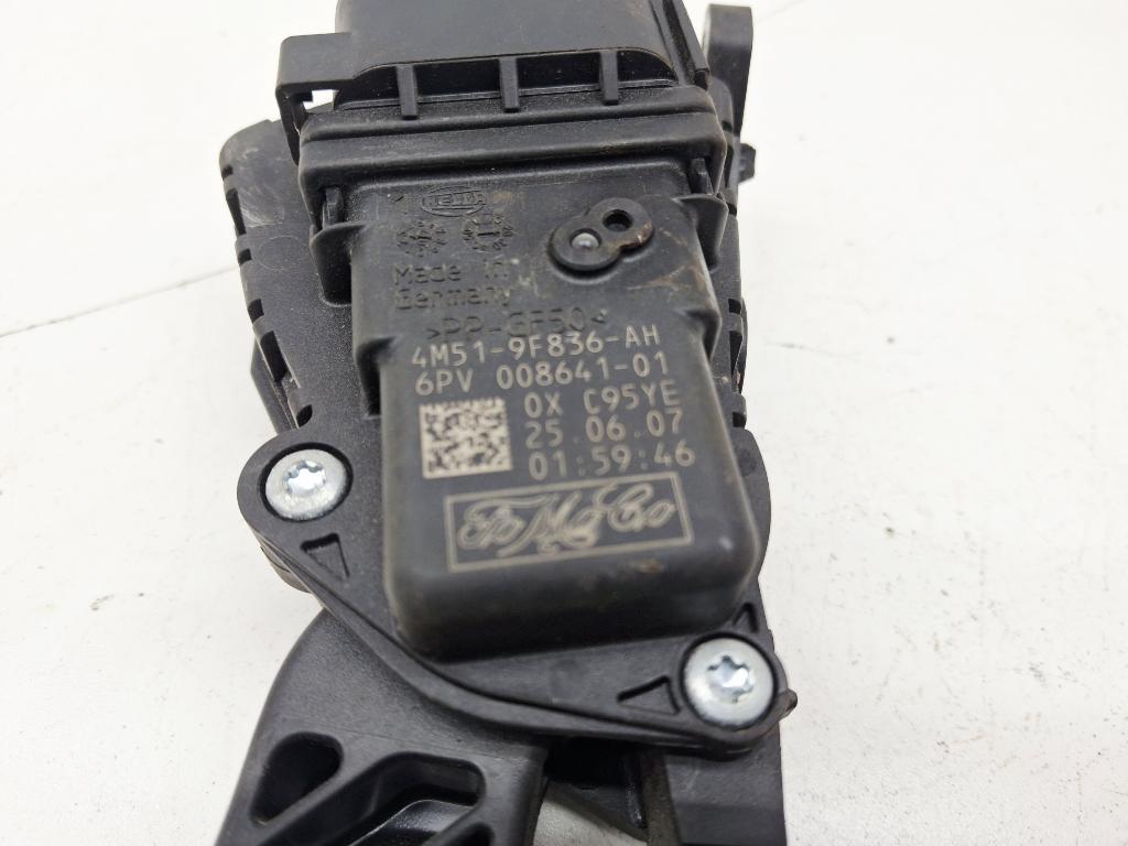 Педаль газа, 1500 рублей, Пермь