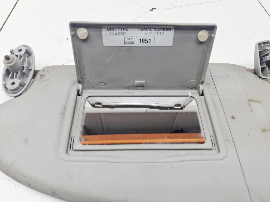 Козырек солнцезащитный левый, 500 рублей, Пермь