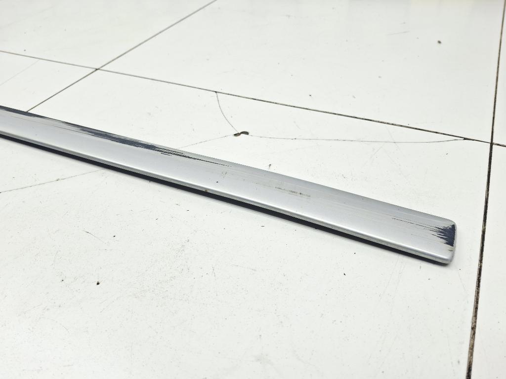 Молдинг передней двери, 500 рублей, Пермь