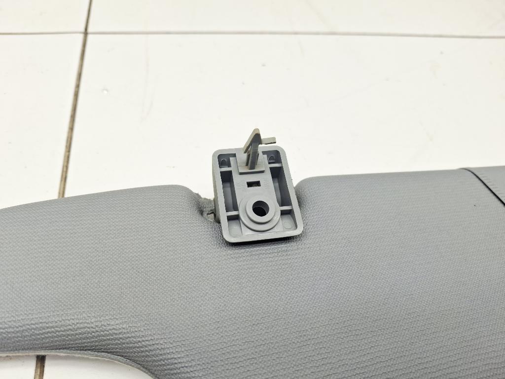 Козырек солнцезащитный левый, 500 рублей, Пермь